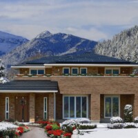 総タイル張りの家美馬市